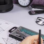 Готовальня Глобус НЧ-9-30-60 (9 предметов) Россия ст.1 Готовальня Глобус НЧ-9-30-60 (9 предметов) Россия ст.1