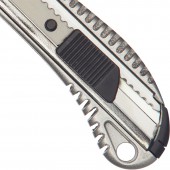 Нож канцелярский  18мм, металлический с цинковым покрытием и направляющим,  ст.1 Нож канцелярский  18мм, металлический с цинковым покрытием и направляющим,  ст.1