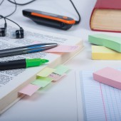 Закладки  Brauberg бумажные, 76*25 мм 3*100л., ассорти, европодвес Закладки  Brauberg бумажные, 76*25 мм 3*100л., ассорти, европодвес