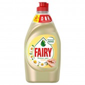 Жидкость для мытья посуды "Fairy" Нежные руки. Ромашка и витамин Е, 0,45л