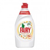 Жидкость для мытья посуды "Fairy" Нежные руки. Ромашка и витамин Е, 0,45л