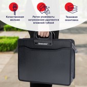 Папка-портфель пластик Brauberg, 390х320х120 мм, фактура под дерево, 4 отделения, черный Папка-портфель пластик Brauberg, 390х320х120 мм, фактура под дерево, 4 отделения, черный